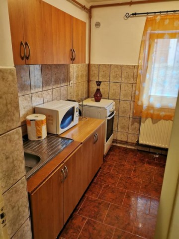 apartament-2-camere-decomandat-zona-tolstoi