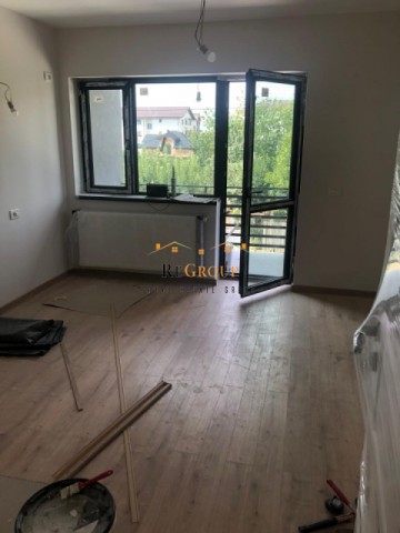 apartament-de-vanzare-cu-3-camere-decomandat-tip-vila-1