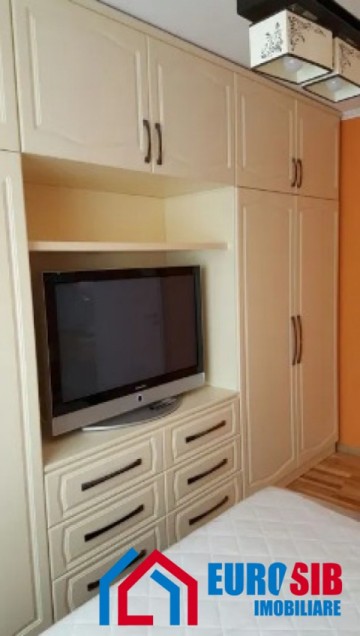 apartament-cu-3-camere-de-inchiriat-zona-rahovei-7