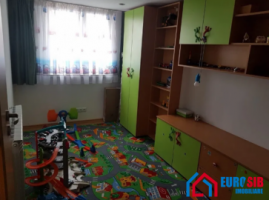 apartament-cu-3-camere-decomandat-de-inchiriat-zona-calea-poplacii-3