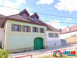 casa-complet-amenajata-in-cisnadioara-jud-sibiu-1