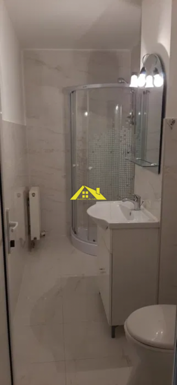 apartament-de-inchiriat-in-cetate-zona-piata-3