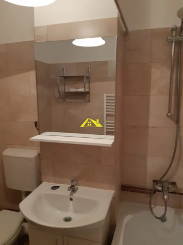 apartament-cu-2-camere-decomandate-cetate-5