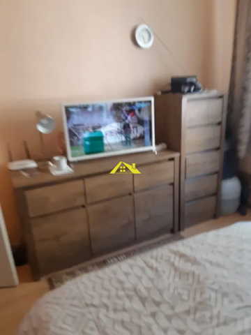 vand-apartament-2-camere-in-cetate