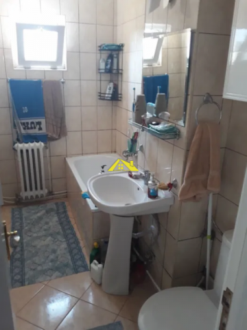 inchiriez-apartament-2-camere-in-cetate-zona-arnsberg-etaj-3-4