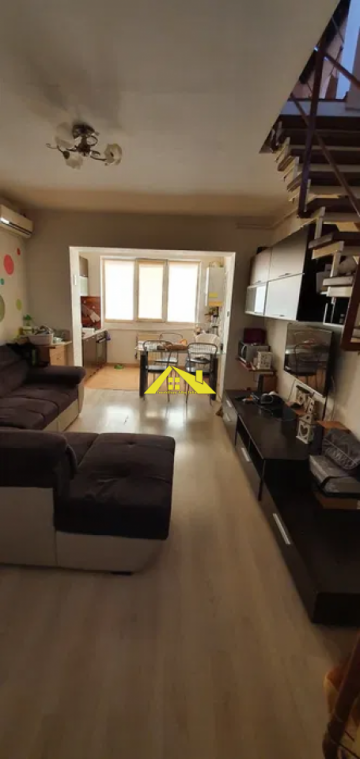 apartament-cu-scara-interioara-3