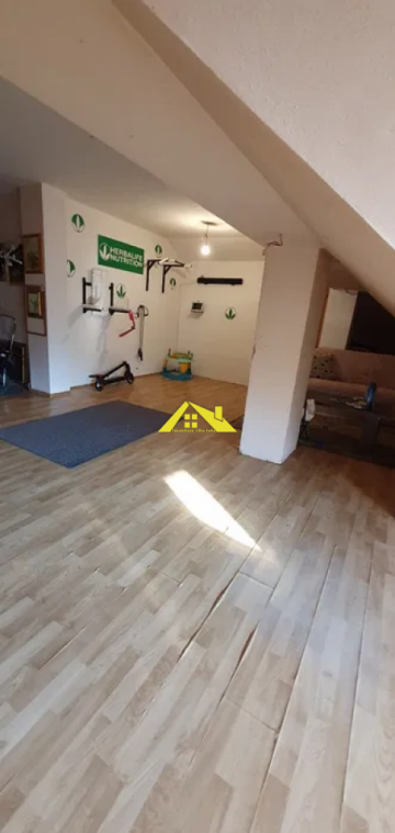 apartament-cu-scara-interioara-4