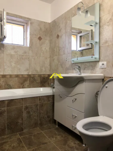 vand-apartament-2-camere-cetate-2