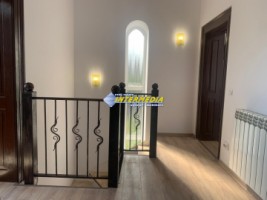 casa-de-inchiriat-in-cartierul-cetate-pretabila-cabinet-medical-spatiu-birouri-sau-locuit-10
