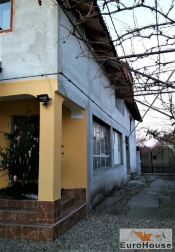 casa-in-alba-iulia-de-vanzare-13
