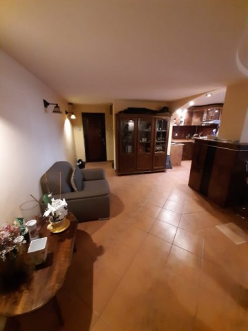 apartament-3-camere-zona-piata-mare-suprafata-de-80-mp-pret-83000-neg-1