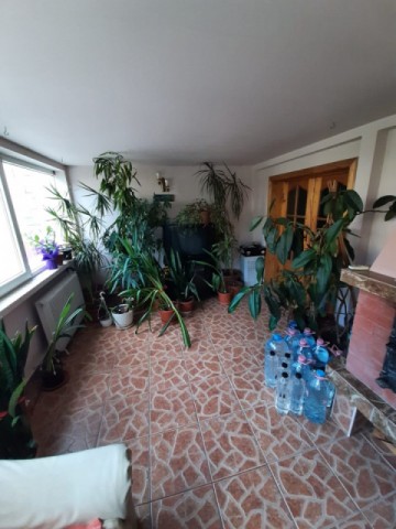 apartament-3-camere-zona-piata-mare-suprafata-de-80-mp-pret-83000-neg-8