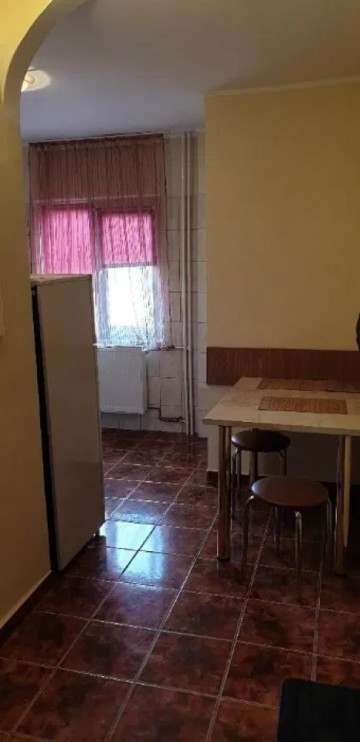 garsoniera-in-zona-drumul-sarii-bloc-mixt-1