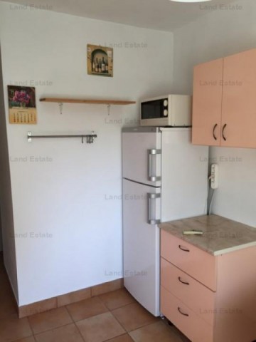 garsoniera-in-zona-gorjului-bloc-mixt-8