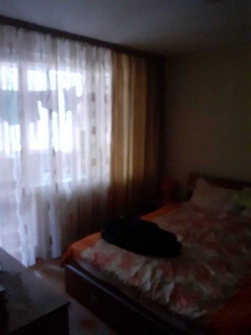 apartament-cu-3-camere-de-vanzare-piata-resita