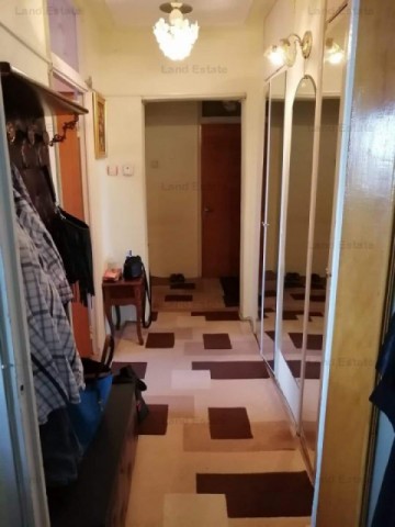 3-camere-crangasi