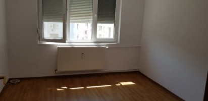 apartament-cu-3-camere-vitan-4