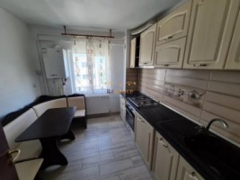 vanzare-apartament-cu-4-camere-decomandat-mircea-cel-batran-2