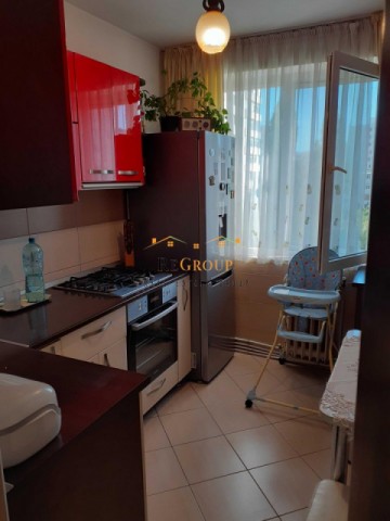 apartament-2-camere-decomandat-alexandru-cel-bun-piata-voievozilor-5