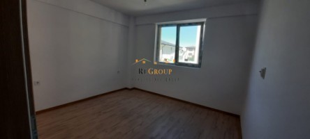 apartament-cu-2-camere-decomandat-spre-vanzare-cug-4