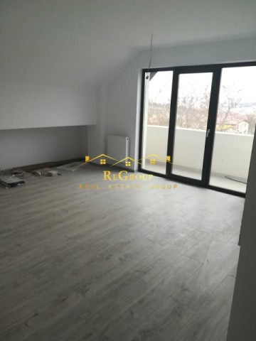 apartament-cu-2-camere-decomandat-in-rediu-2