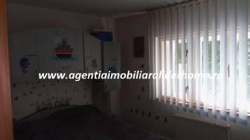 apartament-4-camere-decomandat-zona-capat-1-7