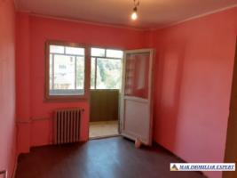 apartament-3-camere-cf-1-et-44-campulung