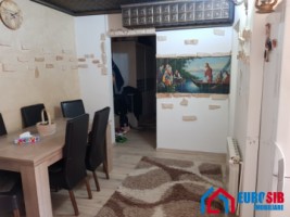 apartament-4-camere-zona-vasile-aaron-5