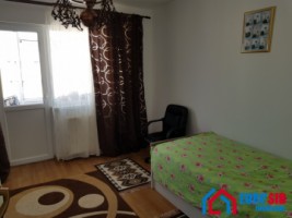 apartament-4-camere-zona-vasile-aaron-10