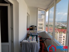 apartament-4-camere-zona-vasile-aaron-18