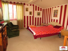 casa-semicentrala-cu-teren-14-ari-id-21870-7