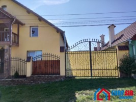 casa-individuala-in-sacel-la-17-km-de-sibiu-16