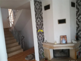 casa-6-camere-zona-centrala-langa-lidl-1