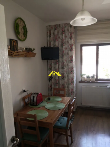 apartament-cu-trei-camere-zona-stadion-cetate-etaj-2-3