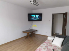 inchiriez-apartament-3-camere-zona-centru-1