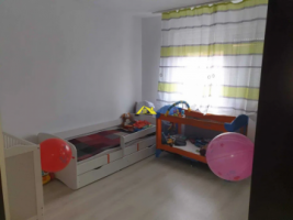 inchiriez-apartament-3-camere-zona-centru-5