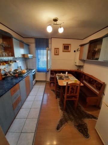 apartament-2-camere-zona-capat-1-56-mp-mobilat-se-accepta-credit-42000-euro-neg-4