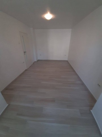 apartament-2-camere-ultracentral-etajul-1-48-mp-49000-negociabil-6