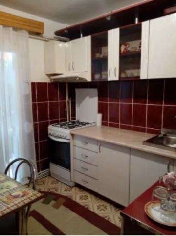 apartament-2-camere-zona-mall-suprafata-de-50-mp-pret-53000-euro-neg-4