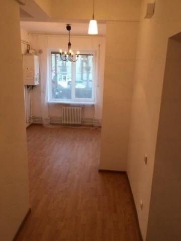 2-camere-piata-romana-eminescu