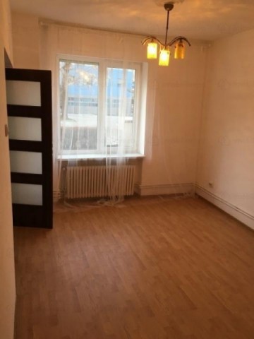 2-camere-piata-romana-eminescu-1