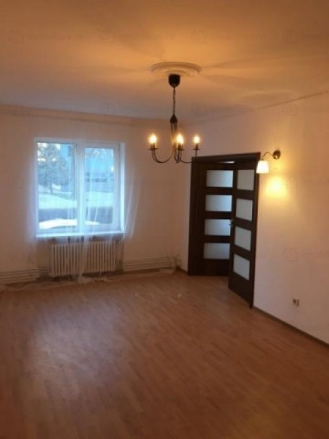2-camere-piata-romana-eminescu-6