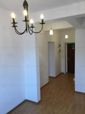 2-camere-piata-romana-eminescu-7