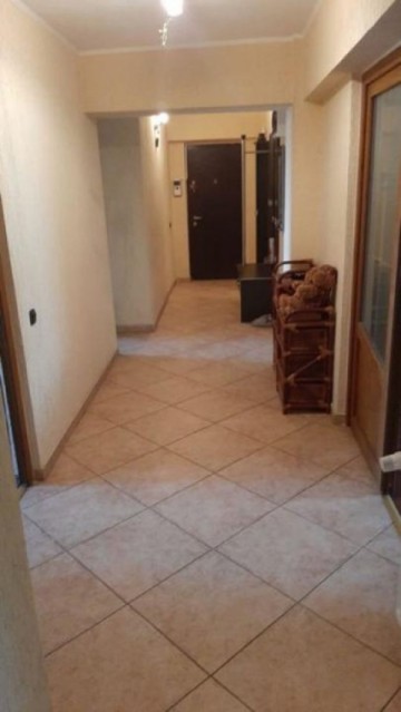 4-camere-decebal-12