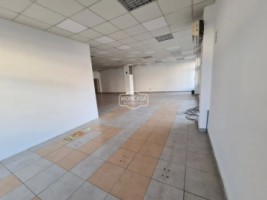 spatiu-comercial-200-mp-calea-nationala-piata-mare-1