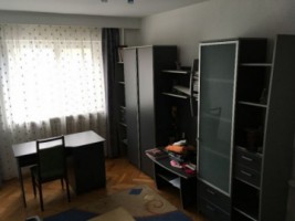 apartament-cu-3-camere-decomandat-cetate-etaj-01-1