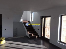 casa-dpm-cu-270-mp-teren-toate-utilitatile-alba-micesti-finisata-la-cheie-2