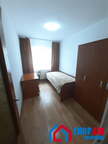 apartament-3-camere-de-inchiriat-in-sibiu-zona-iorga-2