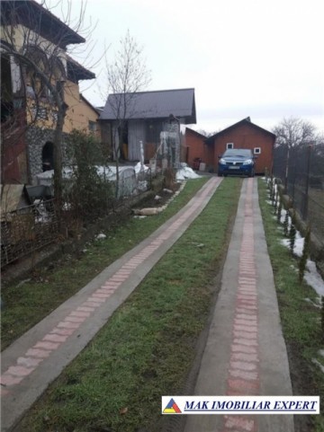 casa-5-camere-teren-500-mp-godeni-2