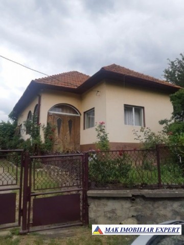 casa-5-camere-teren-1810-mp-leresti-1